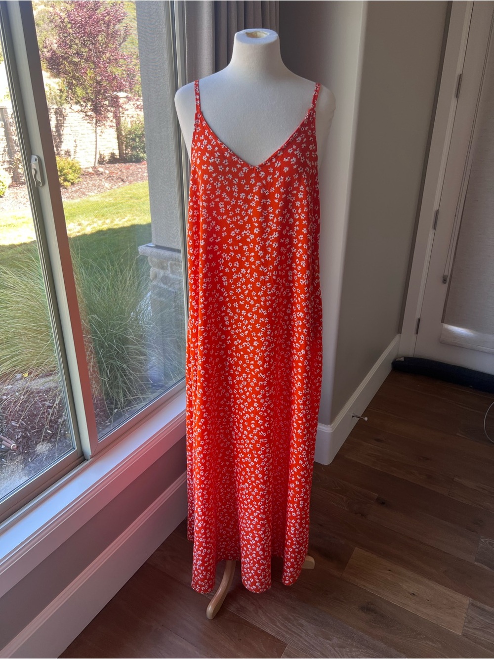 NWOT Vince Camuto Orange Maxi Dress Medium